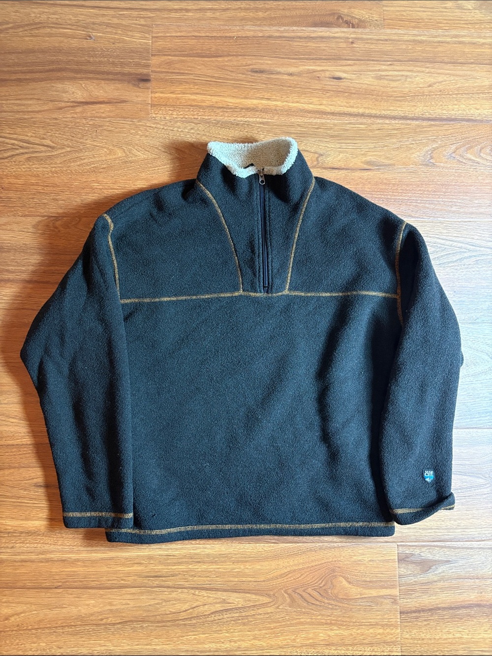 Kuhl men’s large Black Sherpa Quarter-Zip Pullover with Contrast Trim